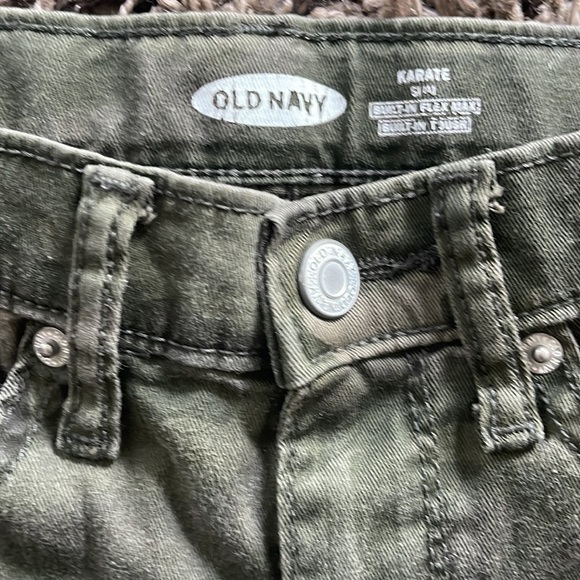 LOT of 2 of boys pair jeans. One camo (Old Navy). One denim (Denizen). - Picture 2 of 6